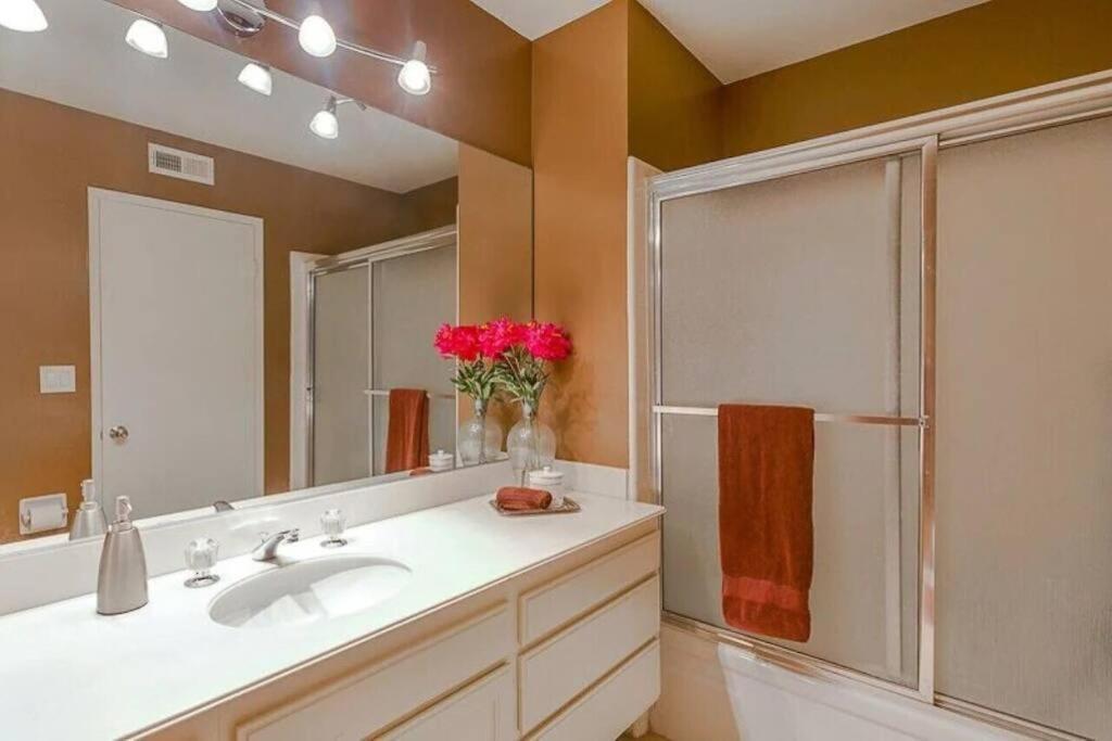 Private Country Club Condo On Awesome Golf Course! Palm Desert Ngoại thất bức ảnh