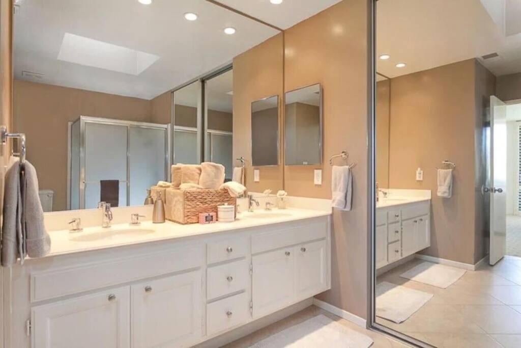 Private Country Club Condo On Awesome Golf Course! Palm Desert Ngoại thất bức ảnh